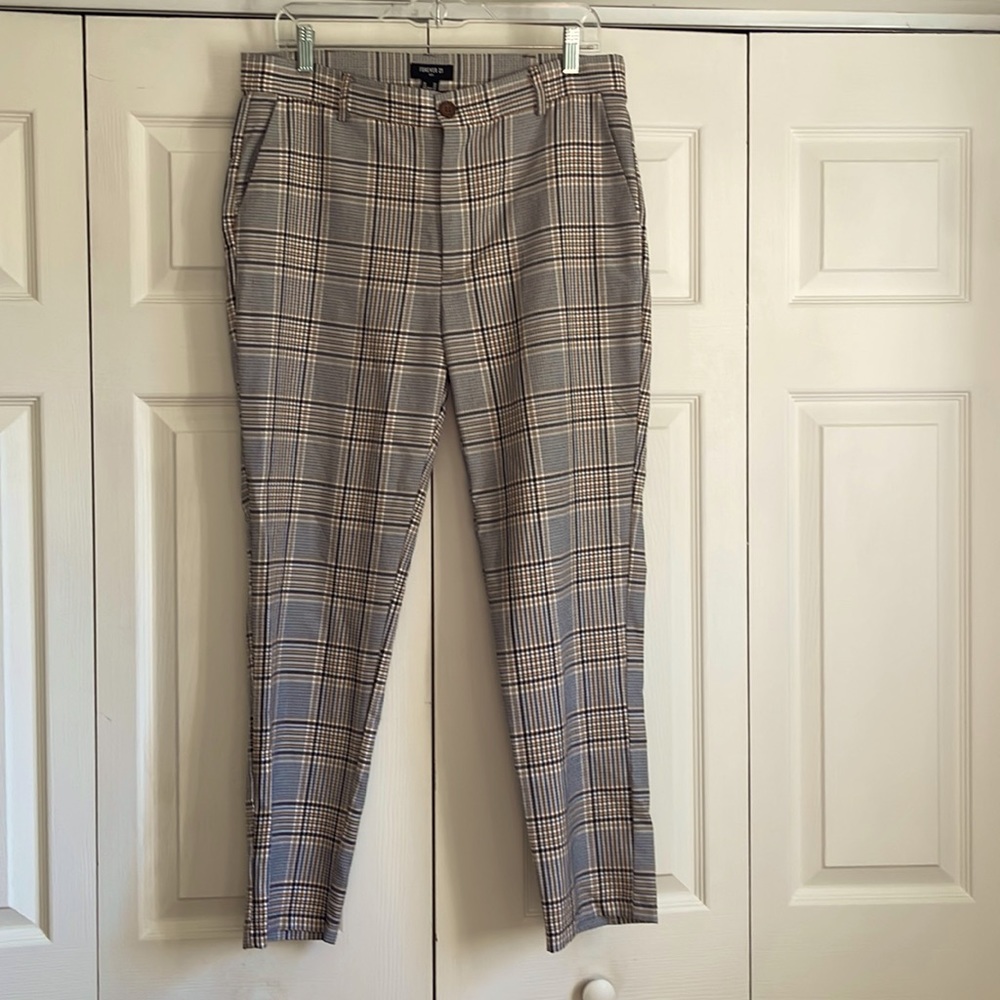 Forever 21 Mens Crop Plaid Slim-Fit pants.